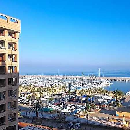 Seafront Luxury In Palmeras Apartment *