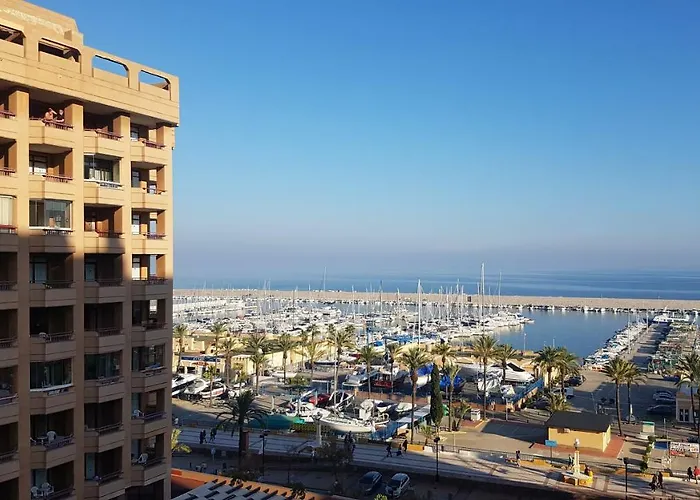 Seafront Luxury In Palmeras * Fuengirola