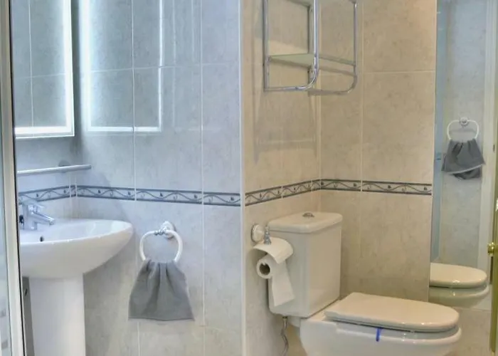 Апартаменты Seafront Luxury In Palmeras