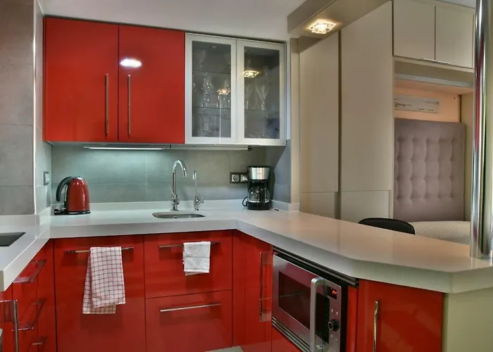 Seafront Luxury In Palmeras Apartment *