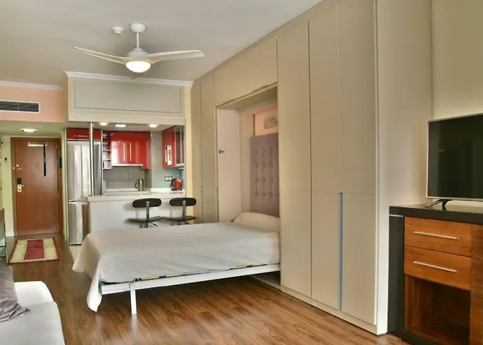 Apartment Seafront Luxury In Palmeras